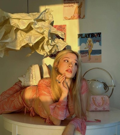 Луна, Г. Белово